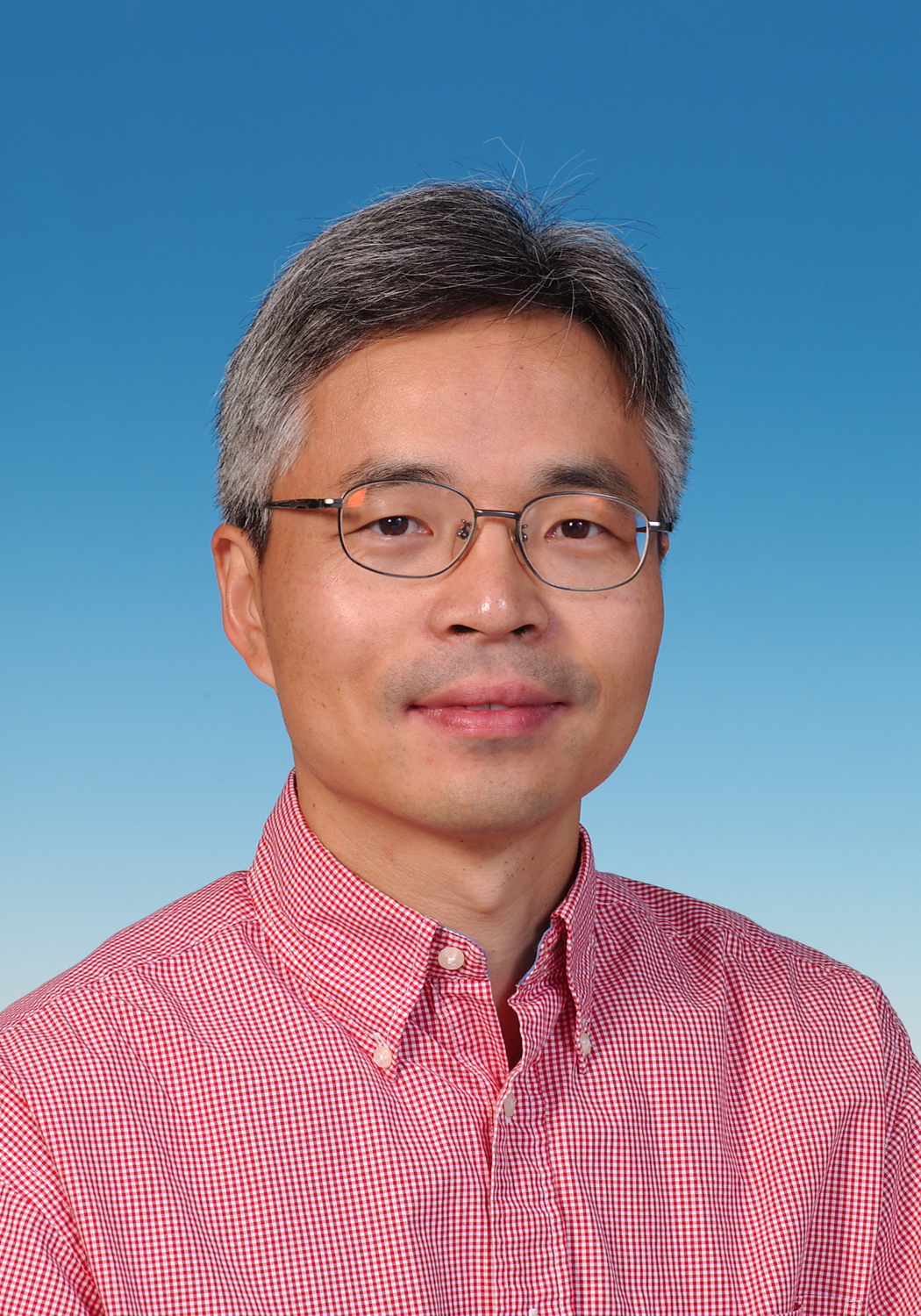 张明杰院士出掌生命学院